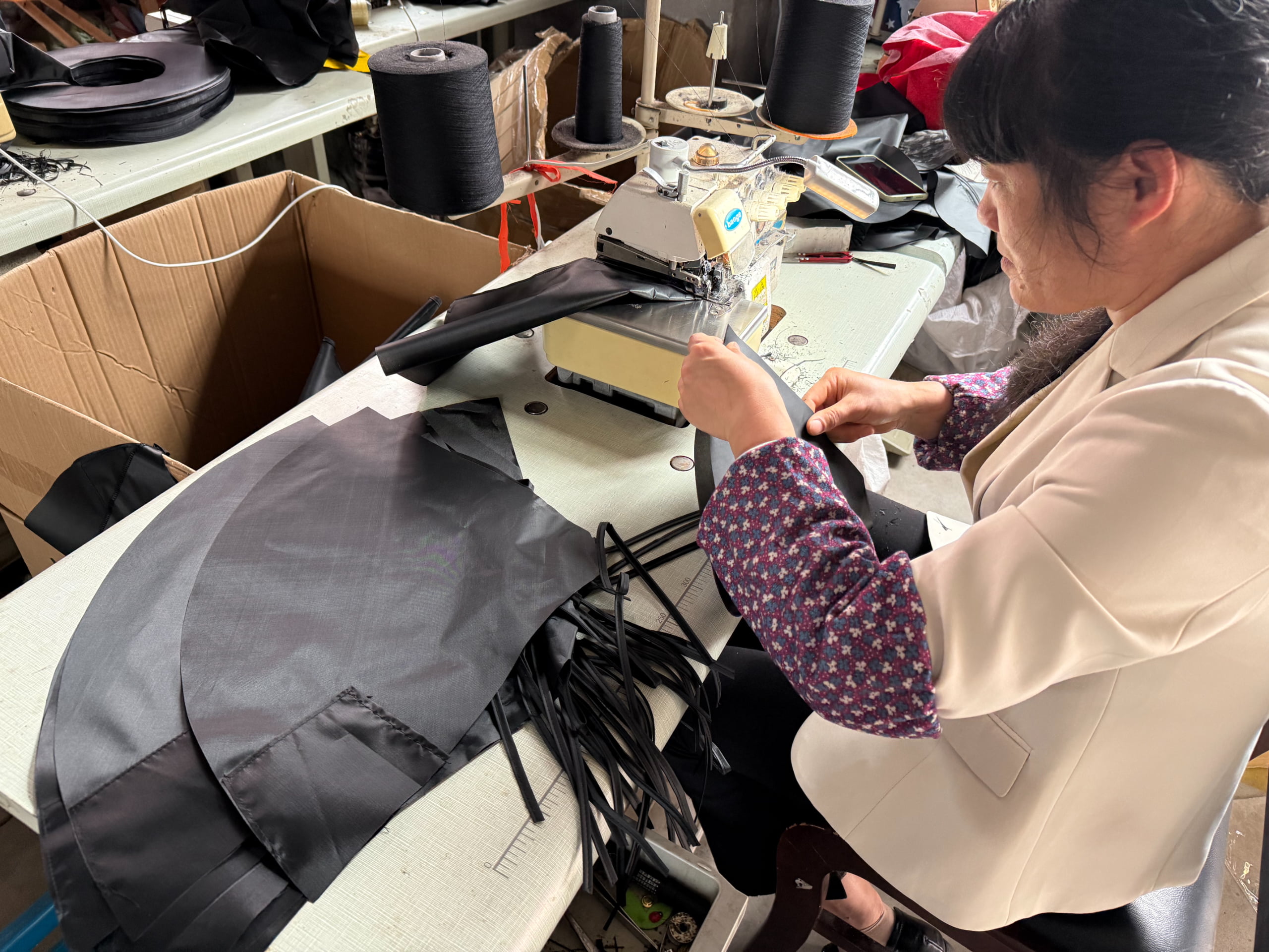 Factory Production Update – Stable Supply of Garden Pinwheel Crafts