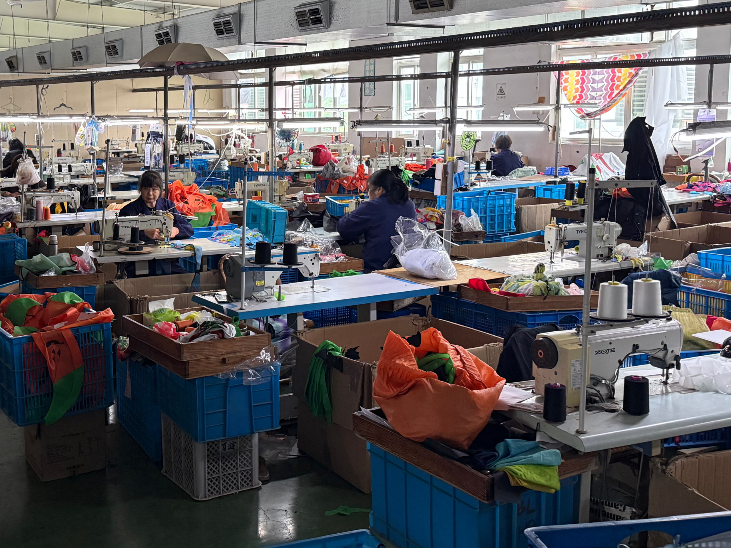Zhufeng pinwheel assembly line