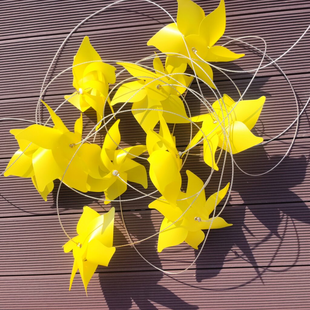 6‑Point Solid‑Color Pinwheel String