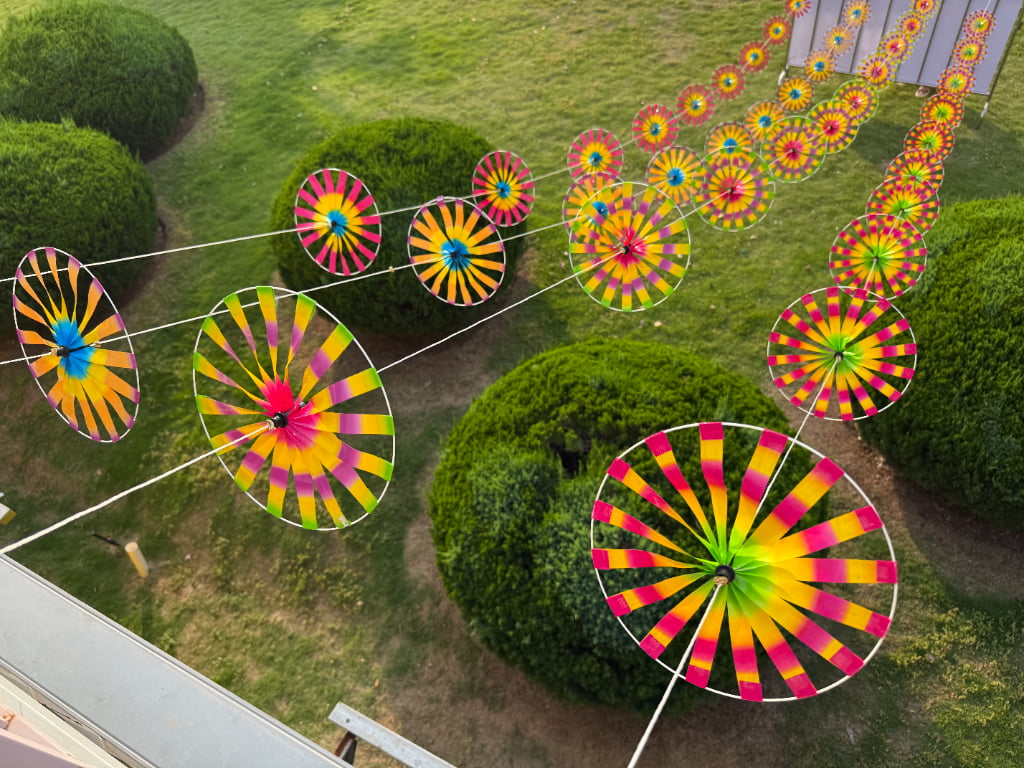 Traditional Old‑Beijing Style Pinwheel Garland