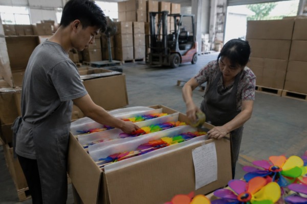 Windmill Shipping Logistics Logistics details confirmed to prevent shipping delays on windmill shipments (ID#4)