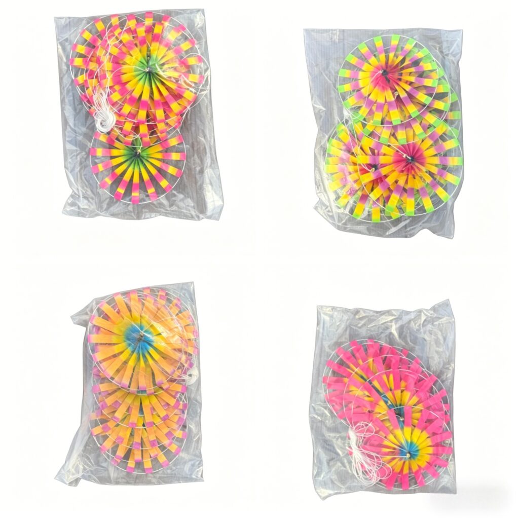 Traditional Old‑Beijing Style Pinwheel Garland